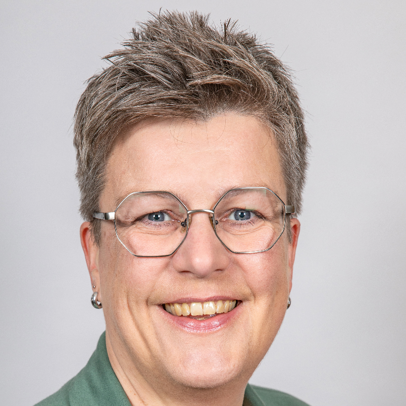  Cornelia K�ster