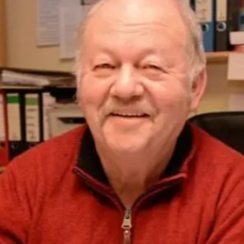  Karl-Heinz M�ckel
